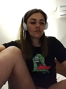 KrissSexi online show from June 20, 10:34 pm