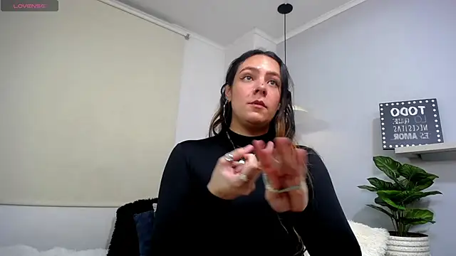 Bianca     online show from June 4, 11:22 pm