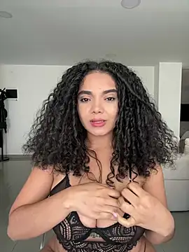 Mariecurl online show from March 20, 5:40 pm