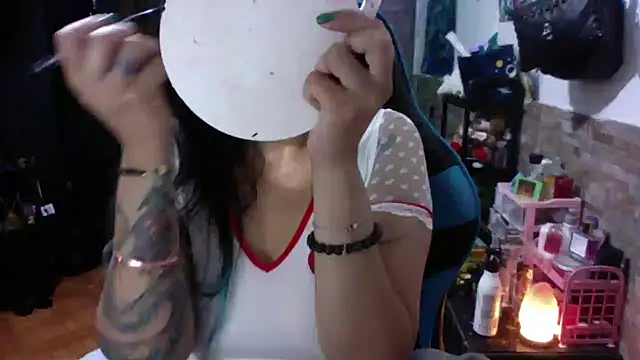 AngelaQueen  online show from April 14, 4:24 pm