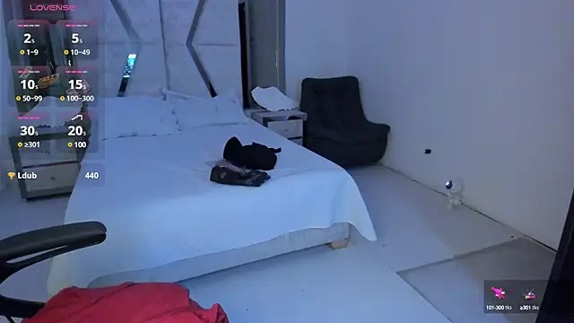 LunaBaker-1 online show from February 26, 12:49 am