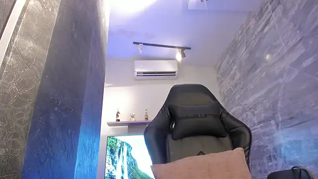 LunaBaker-1 online show from September 12, 8:09 pm