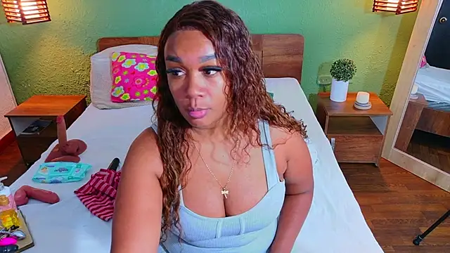 dannaahbrown online show from May 9, 5:40 pm
