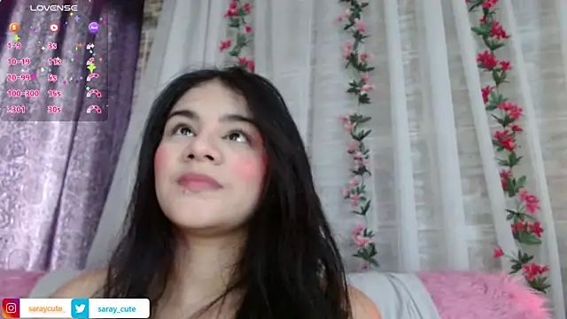 Snapshot of Saray_Cute_ chatting on January 7, 3:23 pm Saray Cute online show from January 7, 3:23 pm