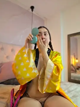 SakuraLee  online show from April 7, 1:55 pm