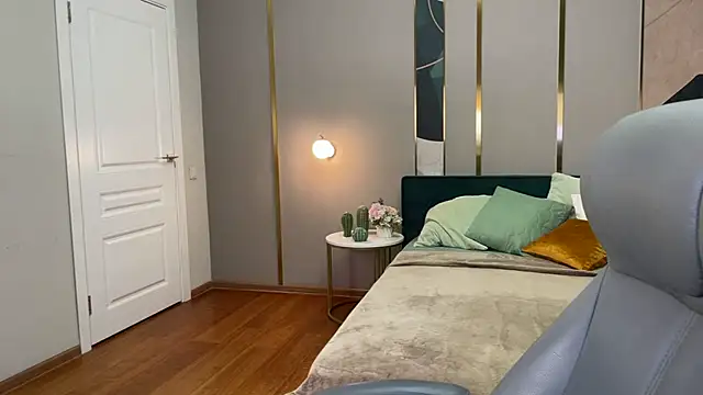 anita blairr online show from March 27, 1:00 am