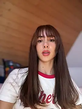 lauravasquez online show from July 24, 9:18 am