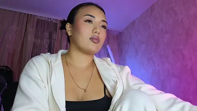 lily  foster online show from January 15, 2:54 pm