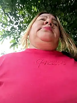 HORNY MATURE25 online show from April 7, 7:36 pm