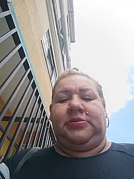 HORNY MATURE25 online show from July 13, 6:00 pm