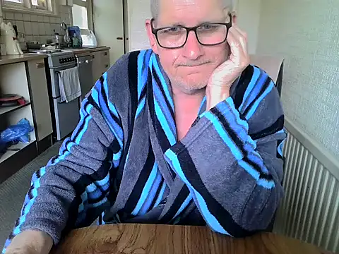 daddyflash online show from June 6, 9:36 am