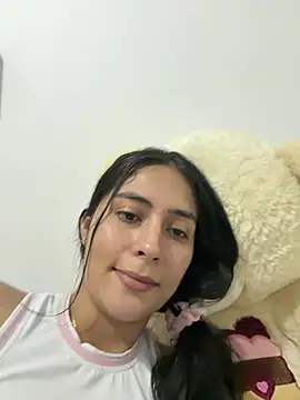 Sophie  Foxxx online show from July 7, 11:31 pm