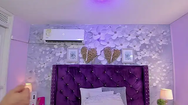 Snapshot of dalila_salazar chatting on May 3, 2:50 am dalila salazar online show from May 3, 2:50 am