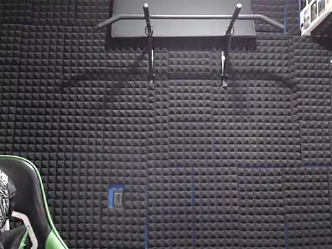 Snapshot of Curly_Angel24 chatting on February 13, 9:11 pm Curly Angel24 online show from February 13, 9:11 pm