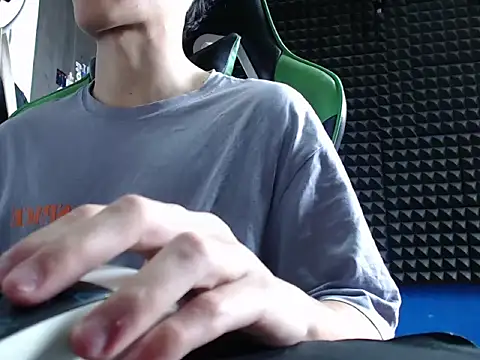 Snapshot of Curly_Angel24 chatting on February 16, 4:03 pm Curly Angel24 online show from February 16, 4:03 pm