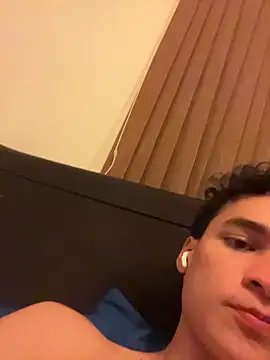 Snapshot of Curly_Angel24 chatting on March 12, 4:40 am Curly Angel24 online show from March 12, 4:40 am