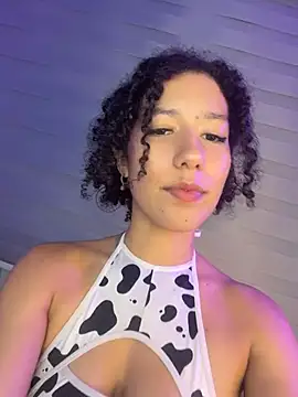 Snapshot of Lovely_Janeth chatting on July 27, 5:47 am Lovely Janeth online show from July 27, 5:47 am