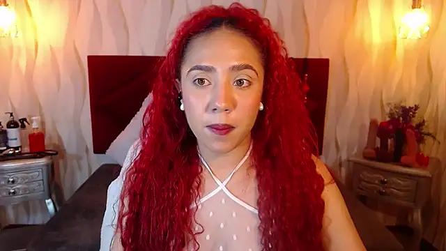 IsabelaLatina online show from June 5, 1:56 am