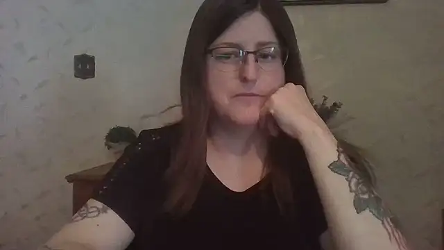 Snapshot of Madeline_Beau chatting on March 14, 4:34 pm Madeline Beau online show from March 14, 4:34 pm