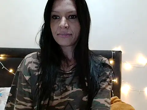 michelle105 online show from June 2, 5:26 pm