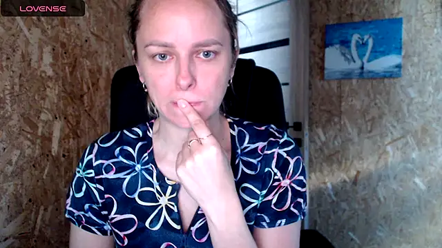las sweet online show from June 25, 2:43 pm