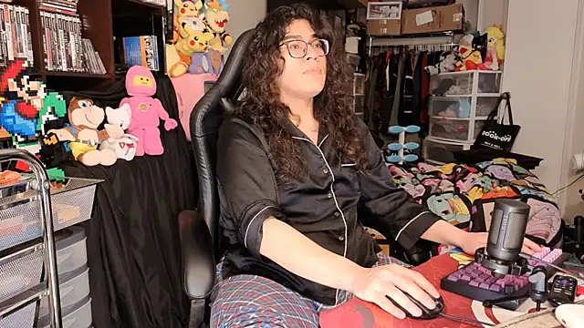 ShinyCherub online show from June 28, 10:32 am