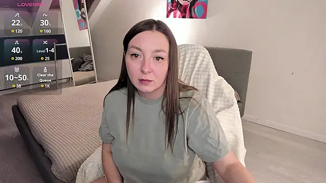 Snapshot of LirikaXox chatting on February 25, 9:02 pm LirikaXox online show from February 25, 9:02 pm