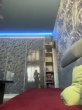 Queen of pain online show from March 7, 8:00 am