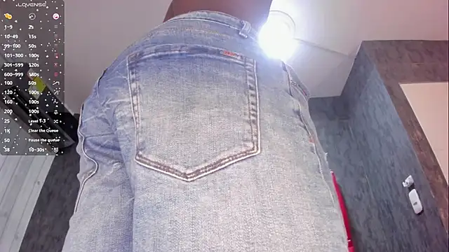 DominicSccott online show from December 19, 1:07 pm