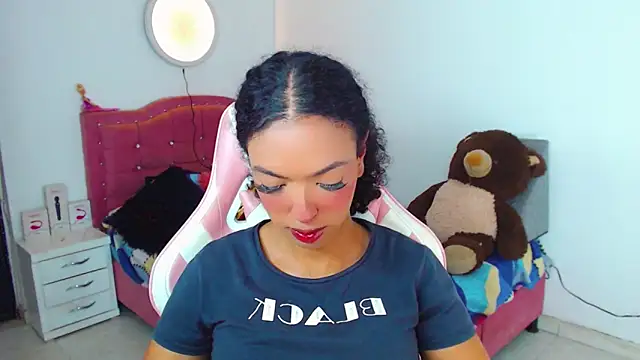 Tanedra collings online show from April 10, 1:55 am