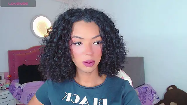 Tanedra collings online show from July 14, 12:46 am