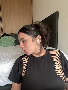 Snapshot of Nicollemays chatting on July 23, 8:07 pm Nicollemays online show from July 23, 8:07 pm