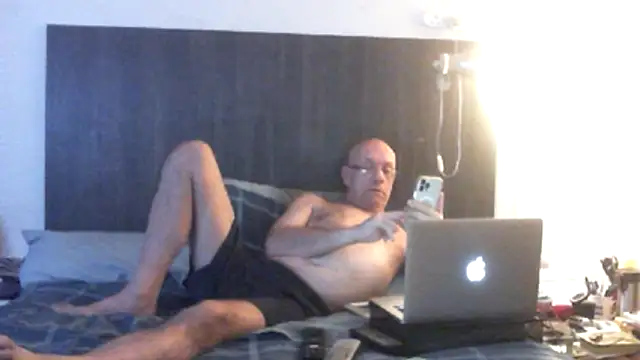 dazuk4513 online show from July 6, 10:23 pm