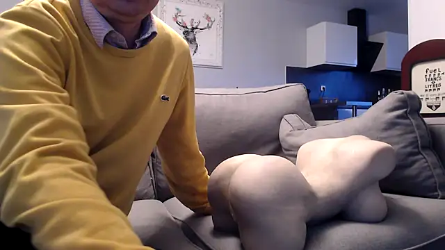 freddy0222222 online show from April 16, 6:41 pm