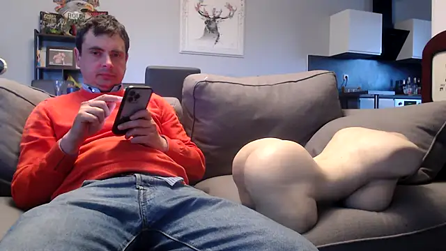 freddy0222222 online show from June 4, 6:03 pm