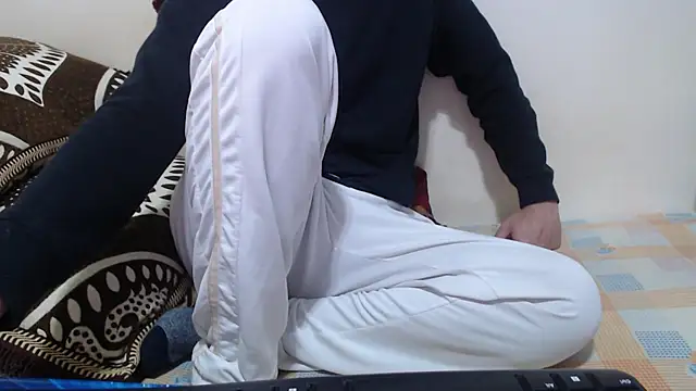 Alexdelarge323 online show from March 12, 1:50 pm