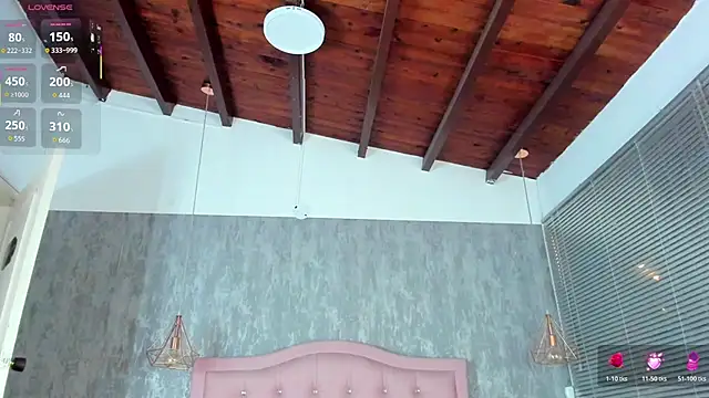 naomidibello online show from April 7, 1:00 pm