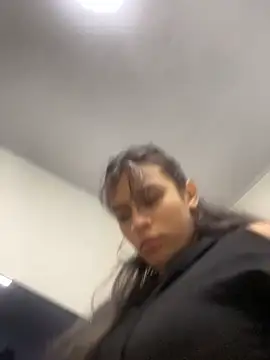 Tiffanysurez  online show from February 21, 2:34 am