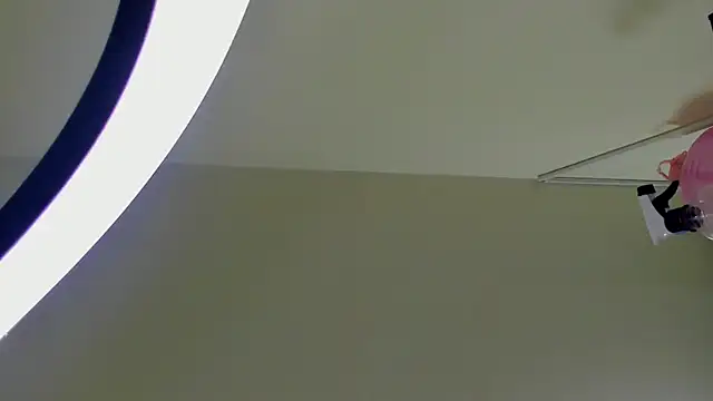 Snapshot of nalalye_cruzz_ chatting on February 14, 2:39 am nalalye cruzz online show from February 14, 2:39 am