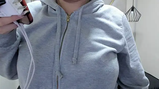 Snapshot of nalalye_cruzz_ chatting on March 5, 2:46 am nalalye cruzz online show from March 5, 2:46 am