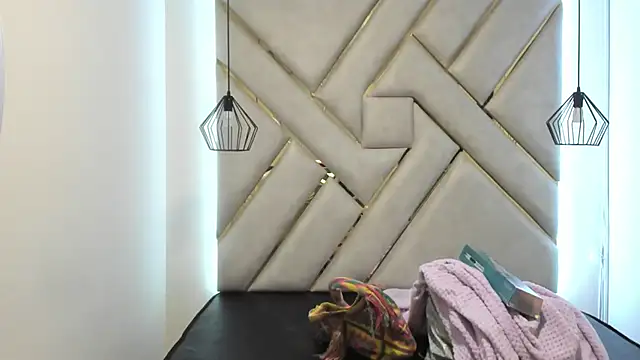 Snapshot of nalalye_cruzz_ chatting on March 12, 3:13 am nalalye cruzz online show from March 12, 3:13 am