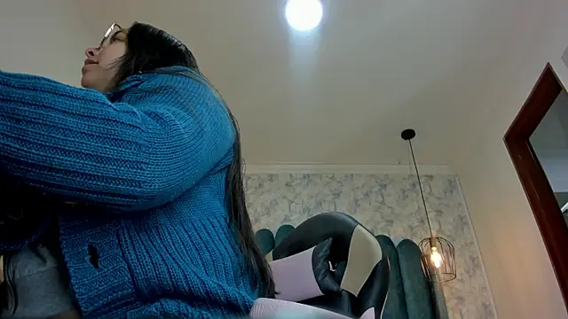 Snapshot of nalalye_cruzz_ chatting on October 8, 2:42 am nalalye cruzz online show from October 8, 2:42 am