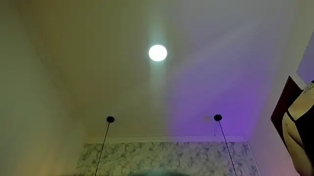 Snapshot of nalalye_cruzz_ chatting on October 21, 3:29 am nalalye cruzz online show from October 21, 3:29 am