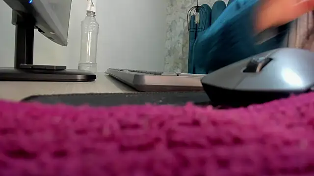 Snapshot of nalalye_cruzz_ chatting on November 12, 3:07 am nalalye cruzz online show from November 12, 3:07 am