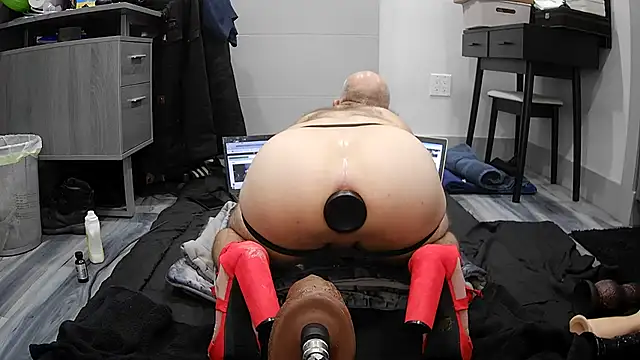 Smalldickcaged online show from November 16, 3:12 am