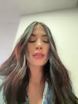 Im Valentina online show from December 17, 9:54 pm