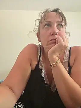 Wisie Cutie online show from June 19, 2:10 pm