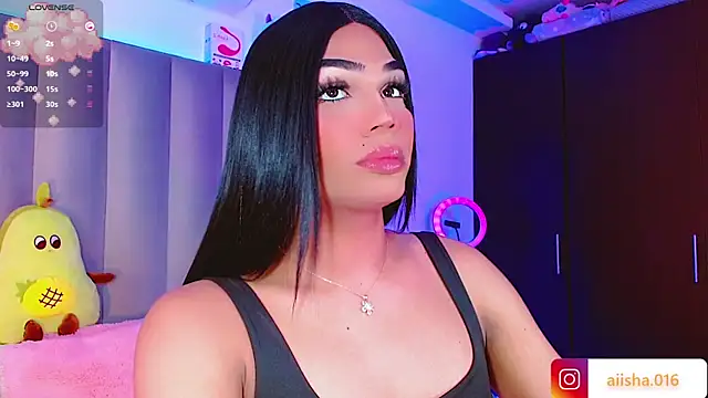 AiishaRose online show from March 9, 1:04 pm