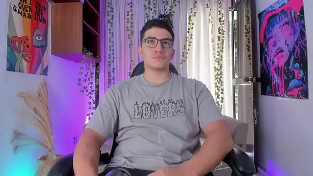 Snapshot of JeffDaltton chatting on January 17, 8:12 pm JeffDaltton online show from January 17, 8:12 pm