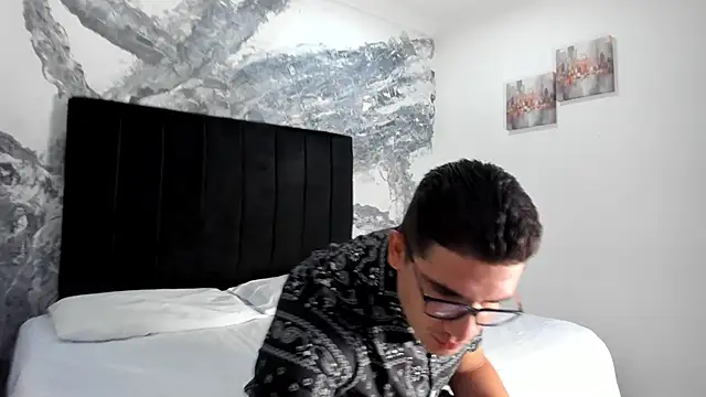 Snapshot of JeffDaltton chatting on February 23, 8:17 pm JeffDaltton online show from February 23, 8:17 pm